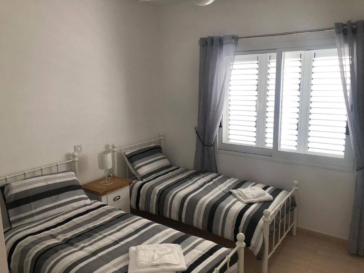 Paros Gardens, Universal Apartament